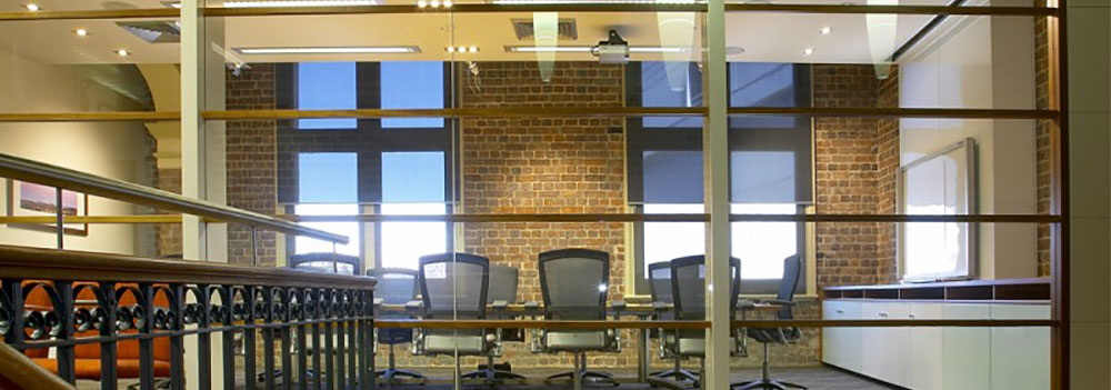 corp-corp-crw_2893-800×522